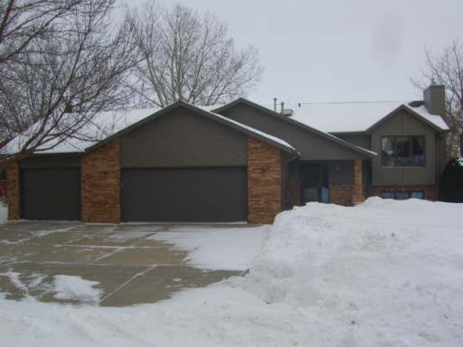 Bismarck real estate - 1743 Bonn Bl - Bismarck NO homes for sale