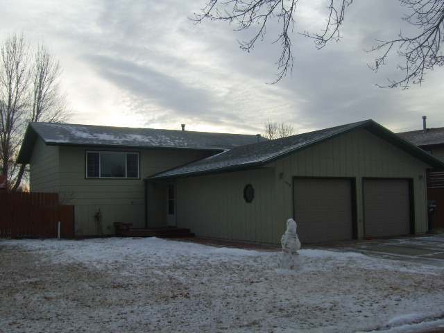 Bismarck real estate - 1635 Oakland Dr - Bismarck NO homes for sale