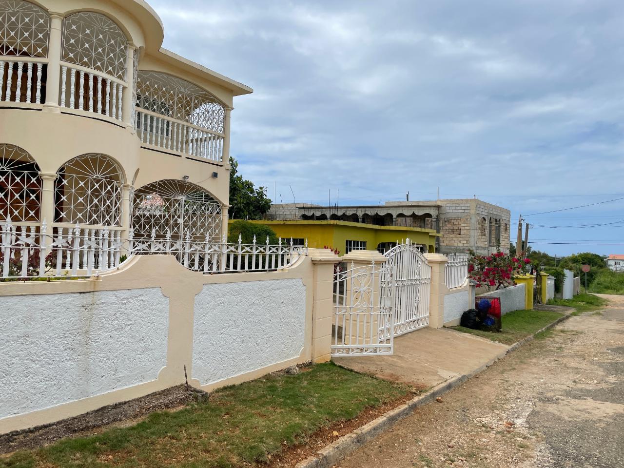 DISCOVERY BAY, St. Ann Demim Realty Real estate in Jamaica Houses