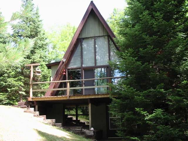 Home for sale in Winchester, WI - MLS Number 124302 Real Estate Listing in Winchester - MLS Number 124302