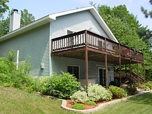Home for sale in Winchester, WI - MLS Number 131665 Real Estate Listing in Winchester - MLS Number 131665