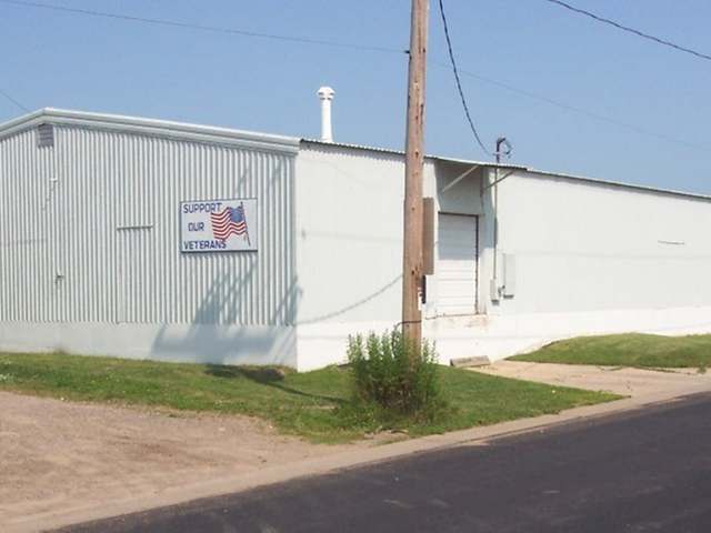832 EDISON ST