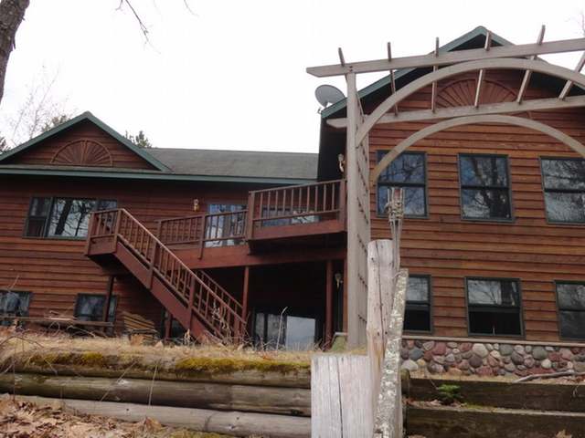 7276 LONG LAKE RD