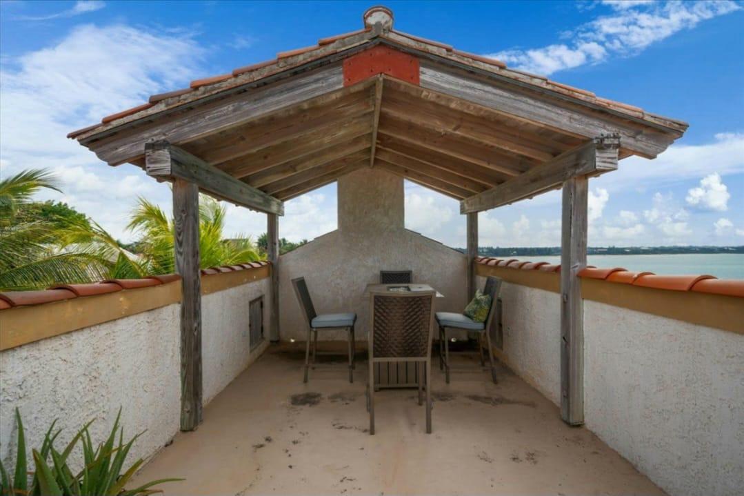 Old Fort Villa
