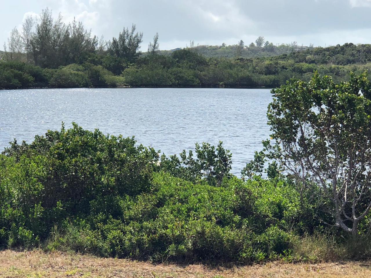 ELEUTHERA ACREAGE