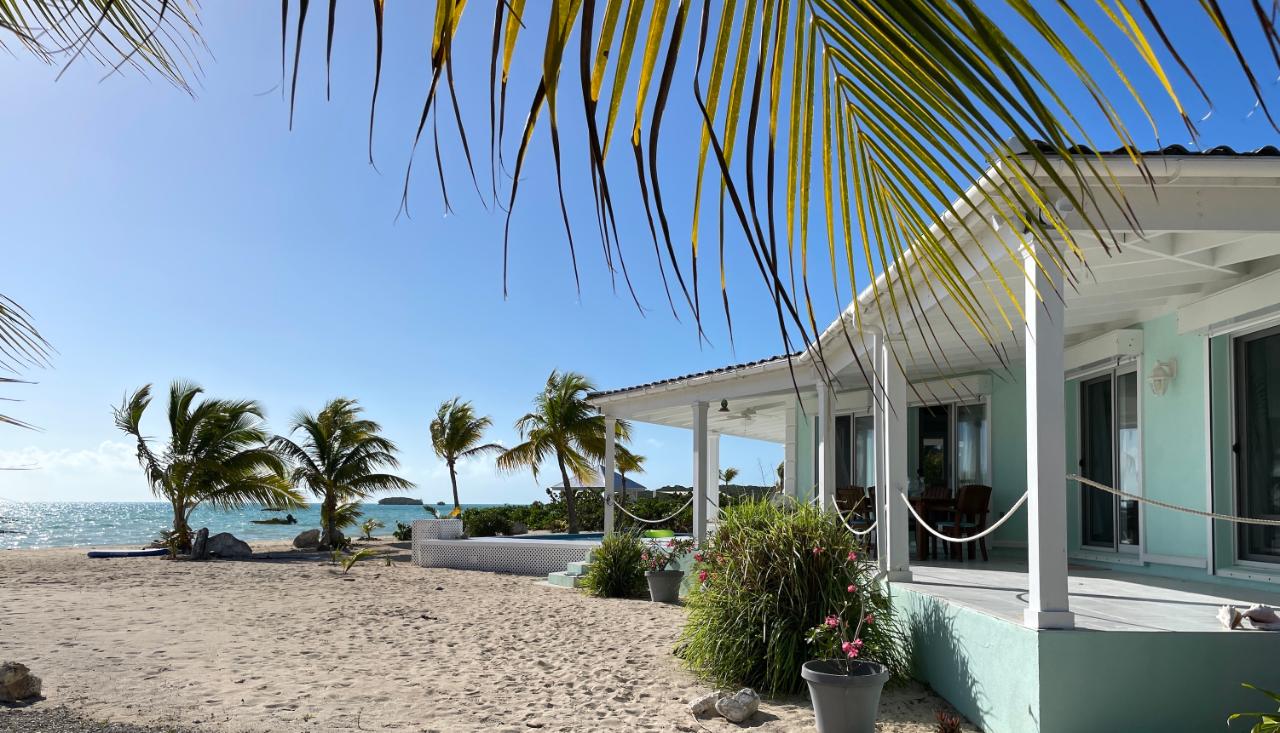 BEACHFRONT HOME WITH POOL