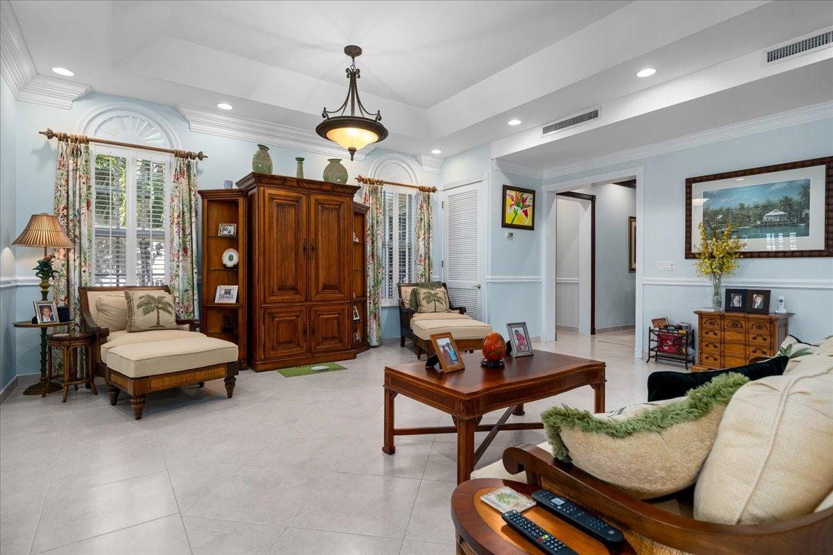 28 OCEAN CLUB ESTATES