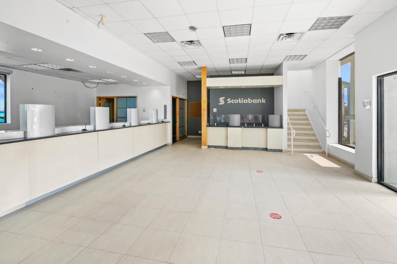 WATERFRONT COMMERCIAL BUILDING KRA Bahamas