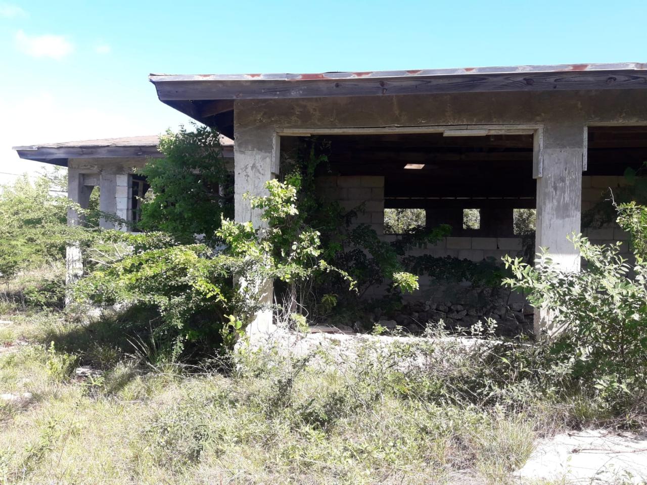 DEADMAN’S CAY, LONG ISLAN