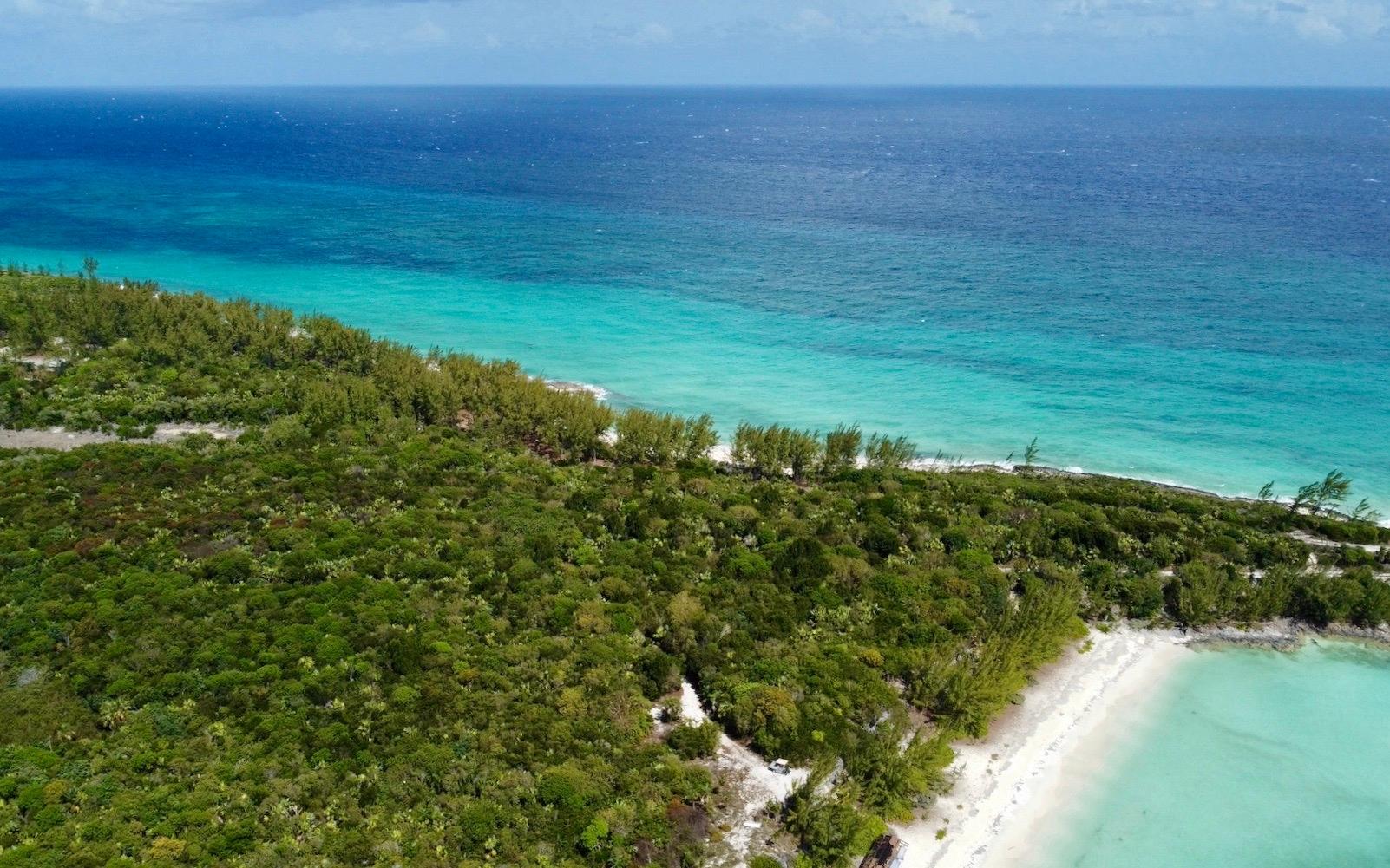 LOT 144-146 BIG WHALE CAY