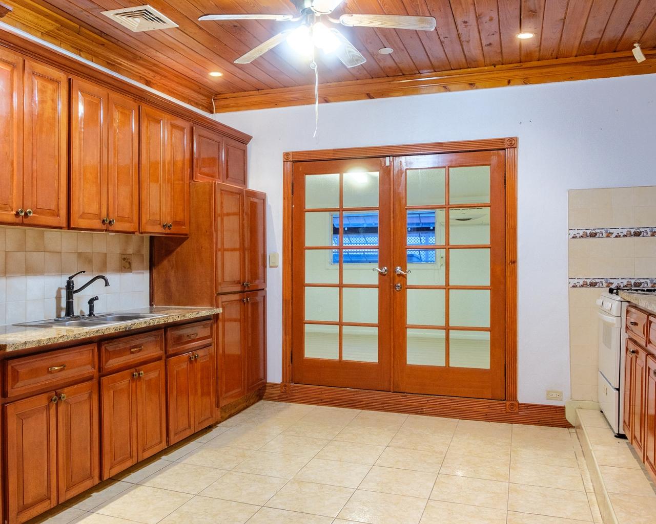 CORAL HARBOUR RENTAL KRA Bahamas