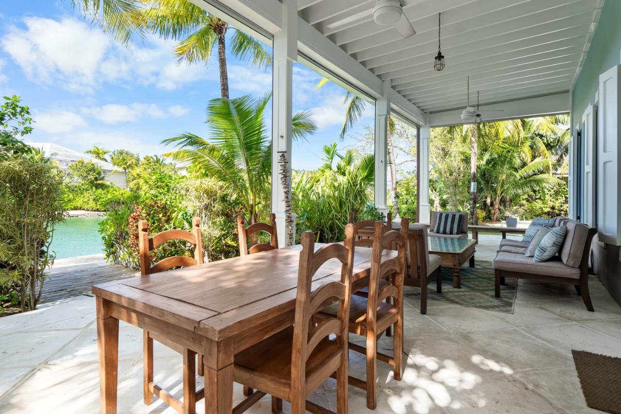 7 BEACH ISLAND | OLD FORT