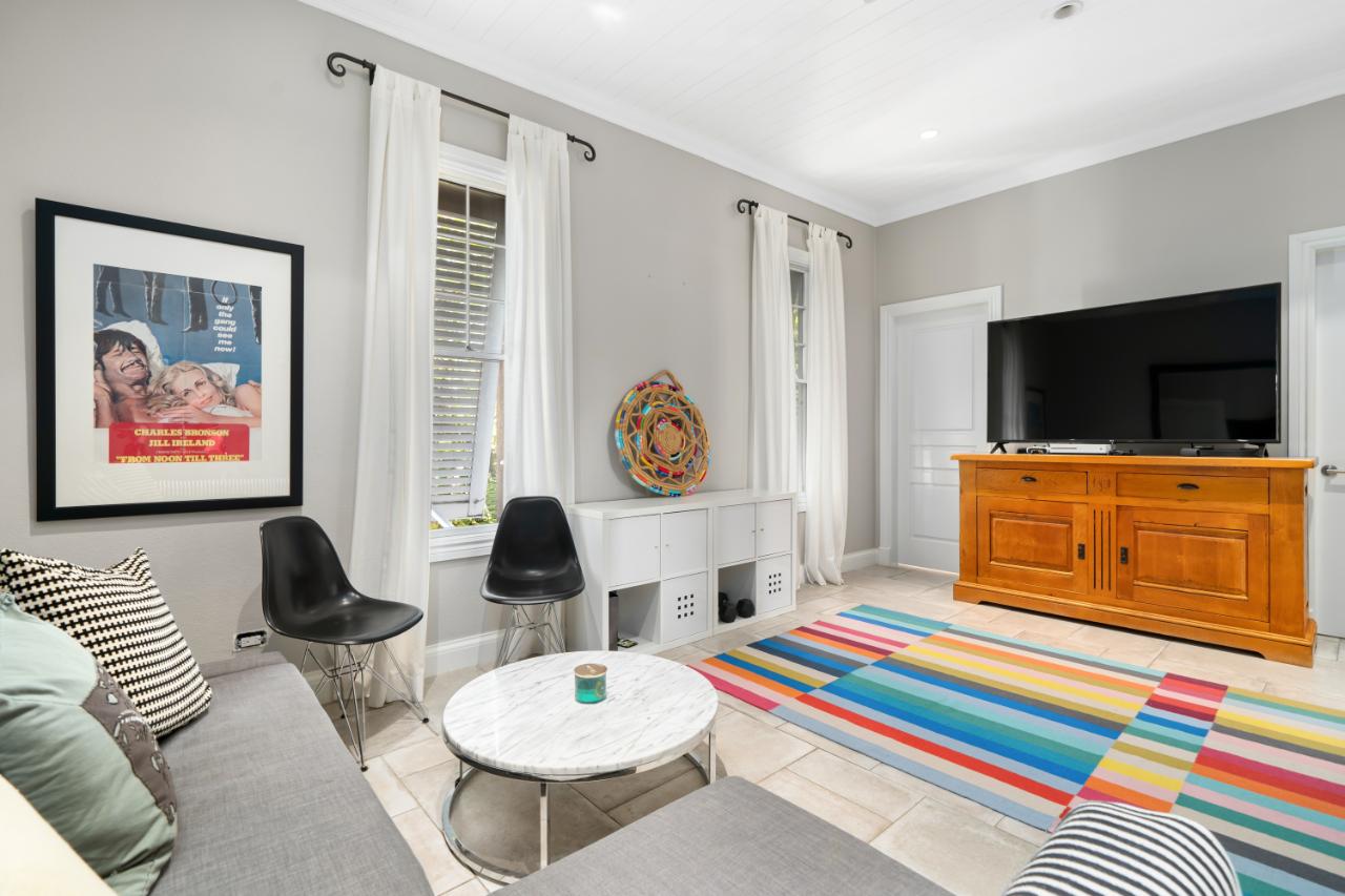 7 BEACH ISLAND | OLD FORT