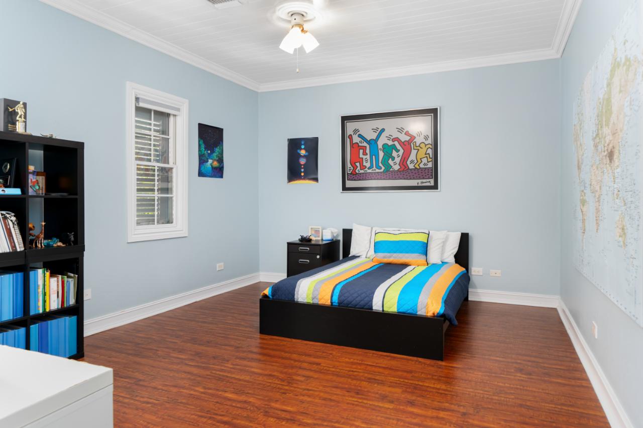 7 BEACH ISLAND | OLD FORT