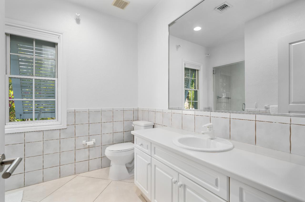 7 BEACH ISLAND | OLD FORT