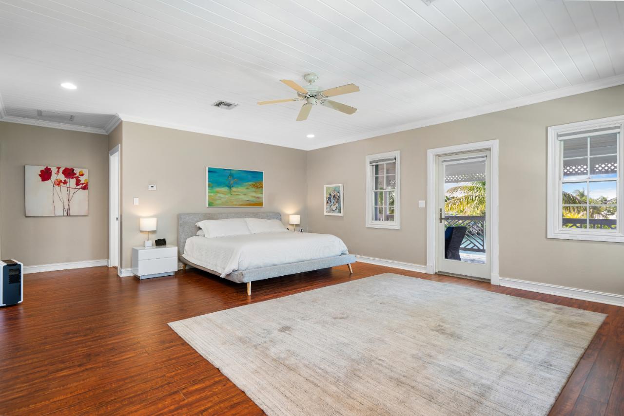 7 BEACH ISLAND | OLD FORT