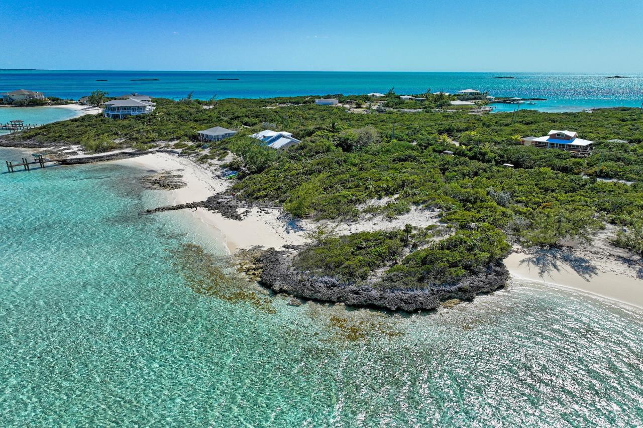 STANIEL CAY LOT