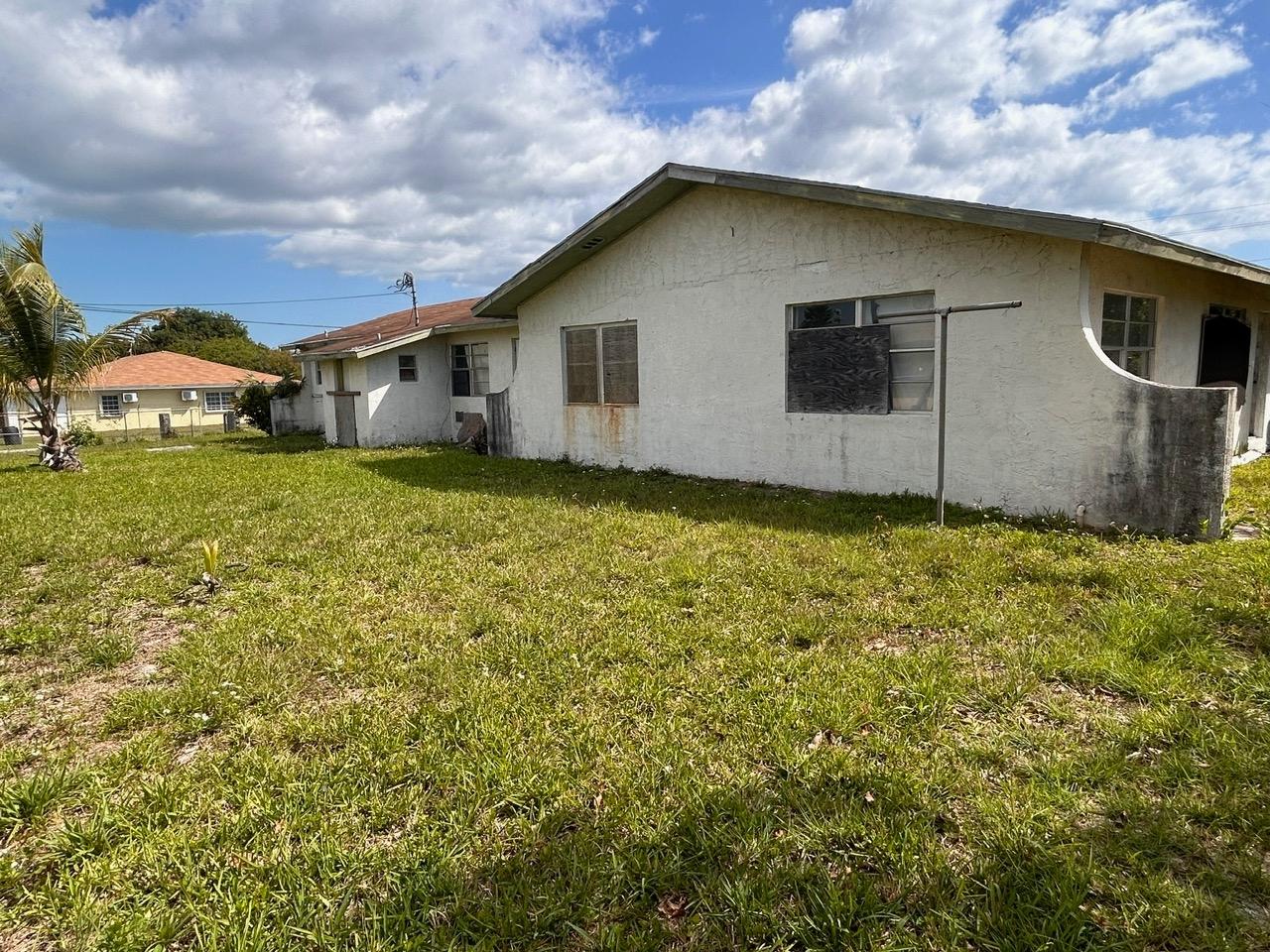 Triplex for sale KRA Bahamas