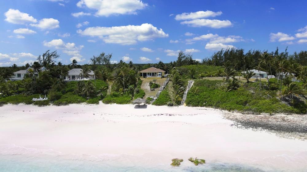 BEACH HOME ON BANKS ROAD