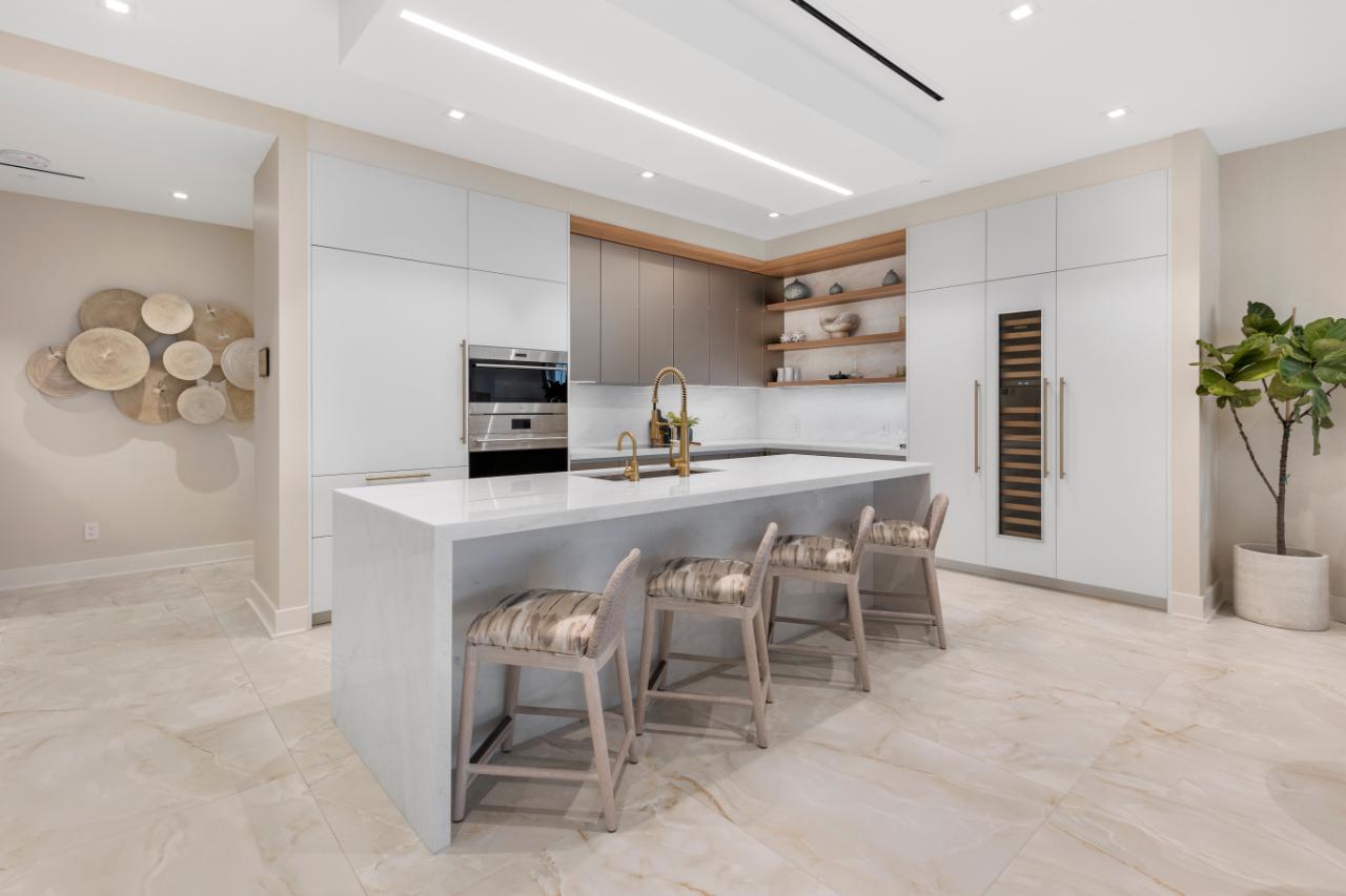 AQUALINA 602 FOR RENT