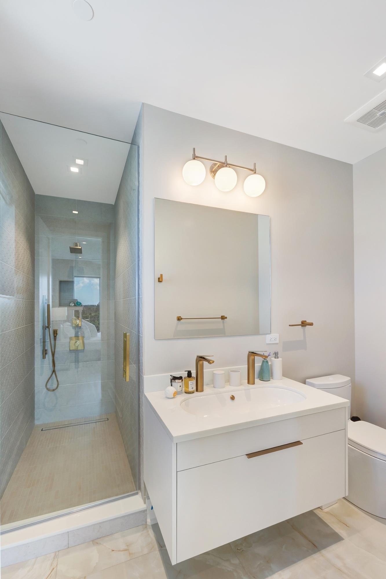 AQUALINA 602 FOR RENT