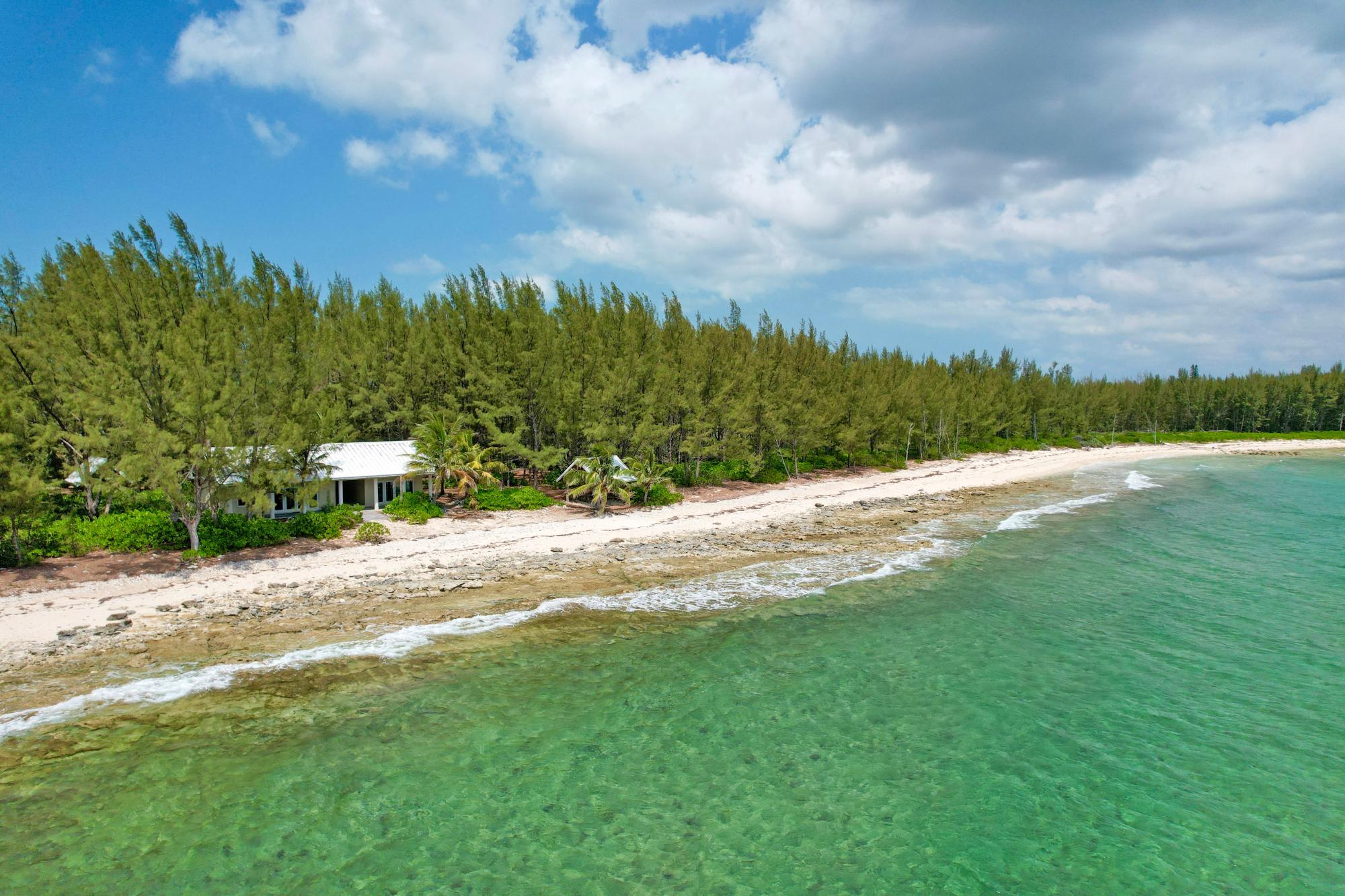 Beach & Dock House