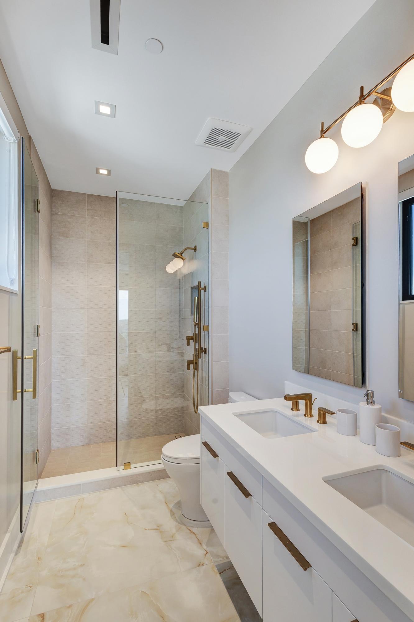 AQUALINA PH1 FOR RENT