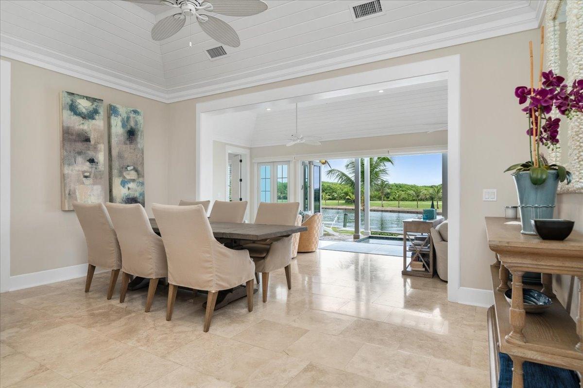 SAND DOLLAR HOUSE