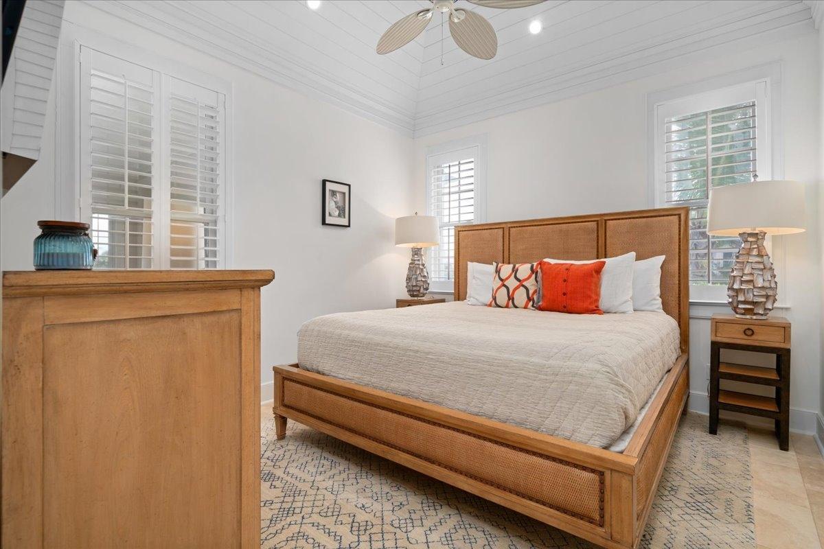 SAND DOLLAR HOUSE