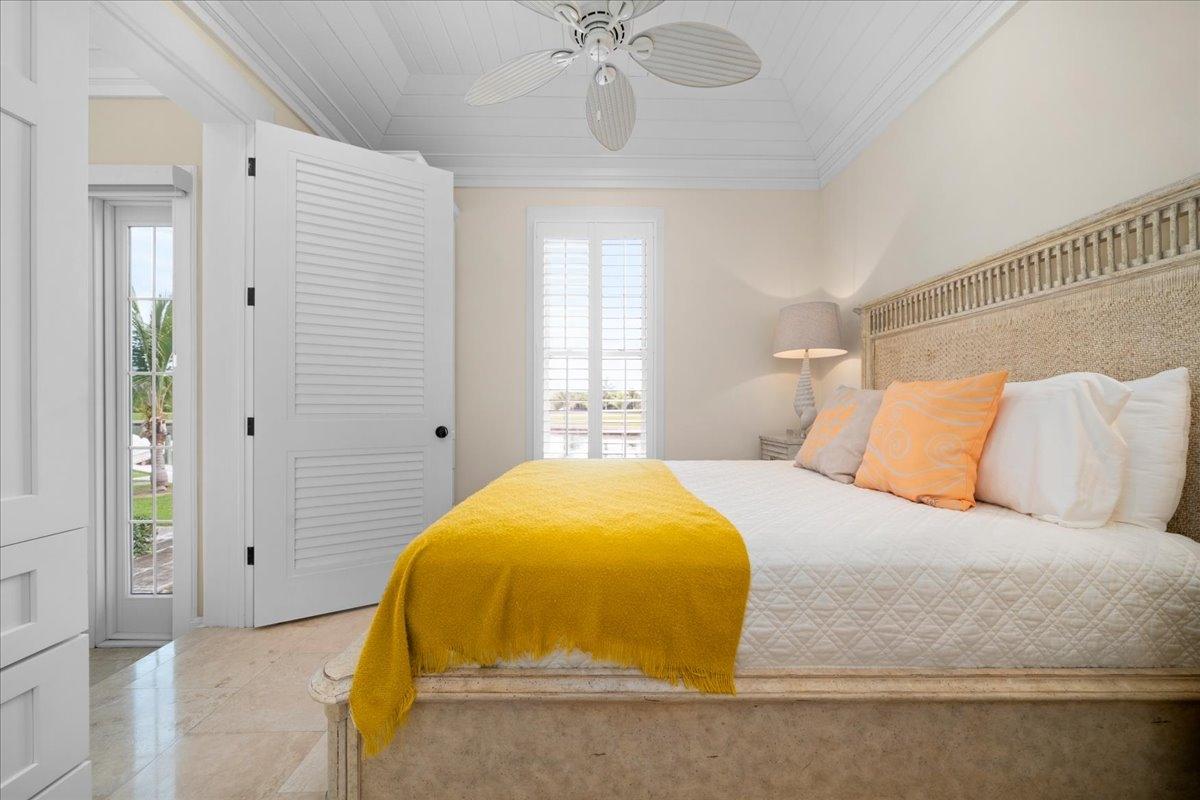 SAND DOLLAR HOUSE