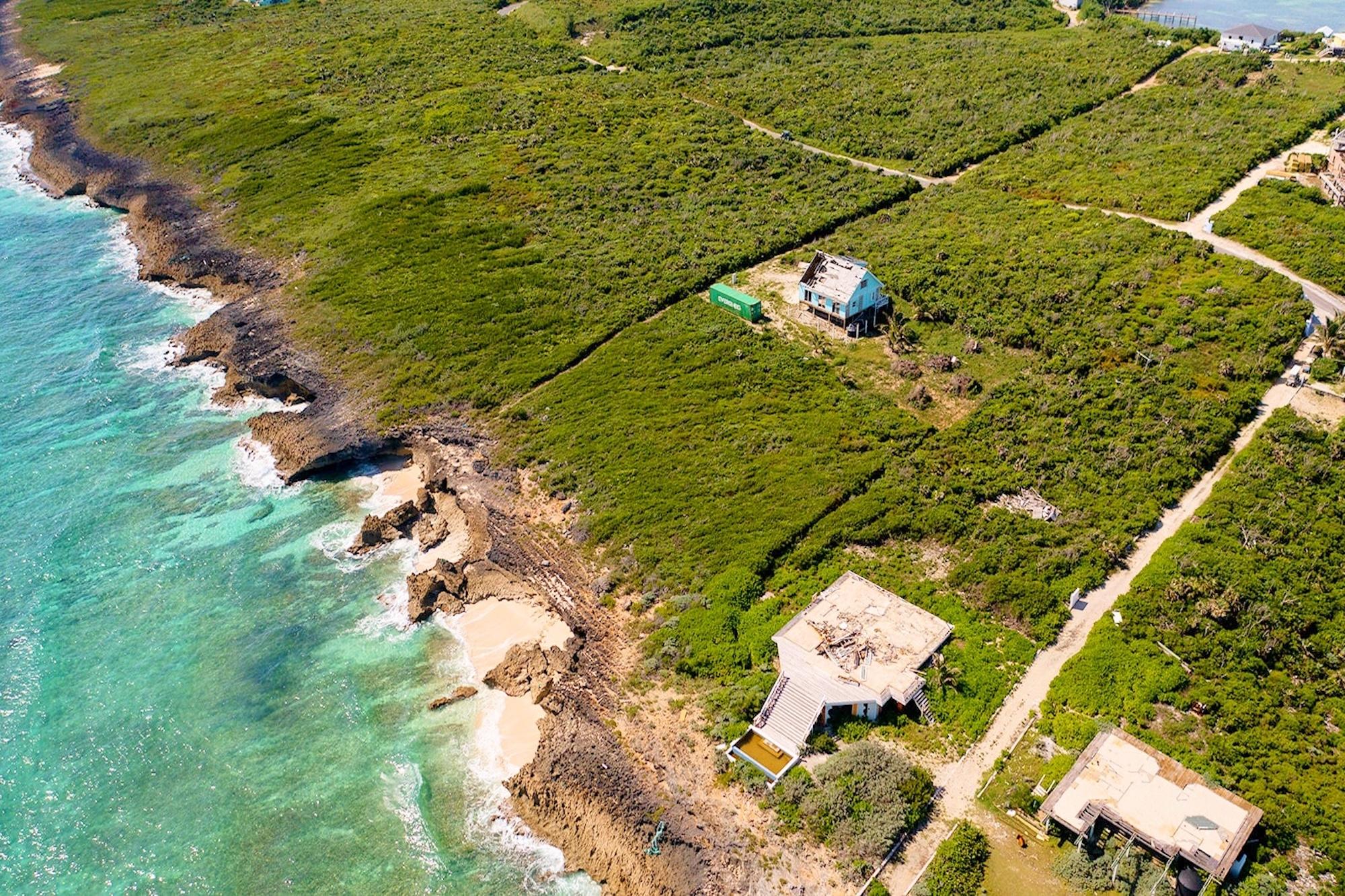 GUANA CAY OCEANFRONT LOT