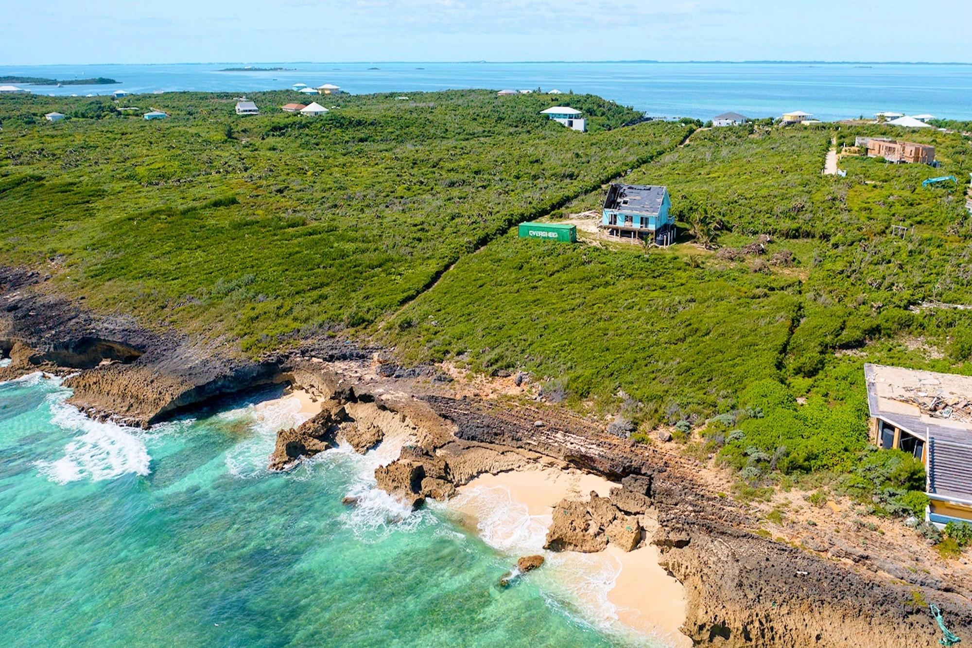 GUANA CAY OCEANFRONT LOT