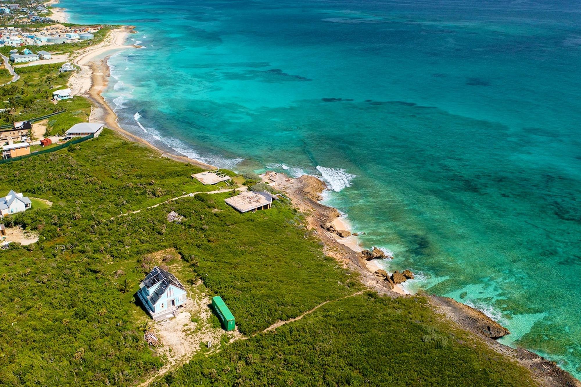 GUANA CAY OCEANFRONT LOT