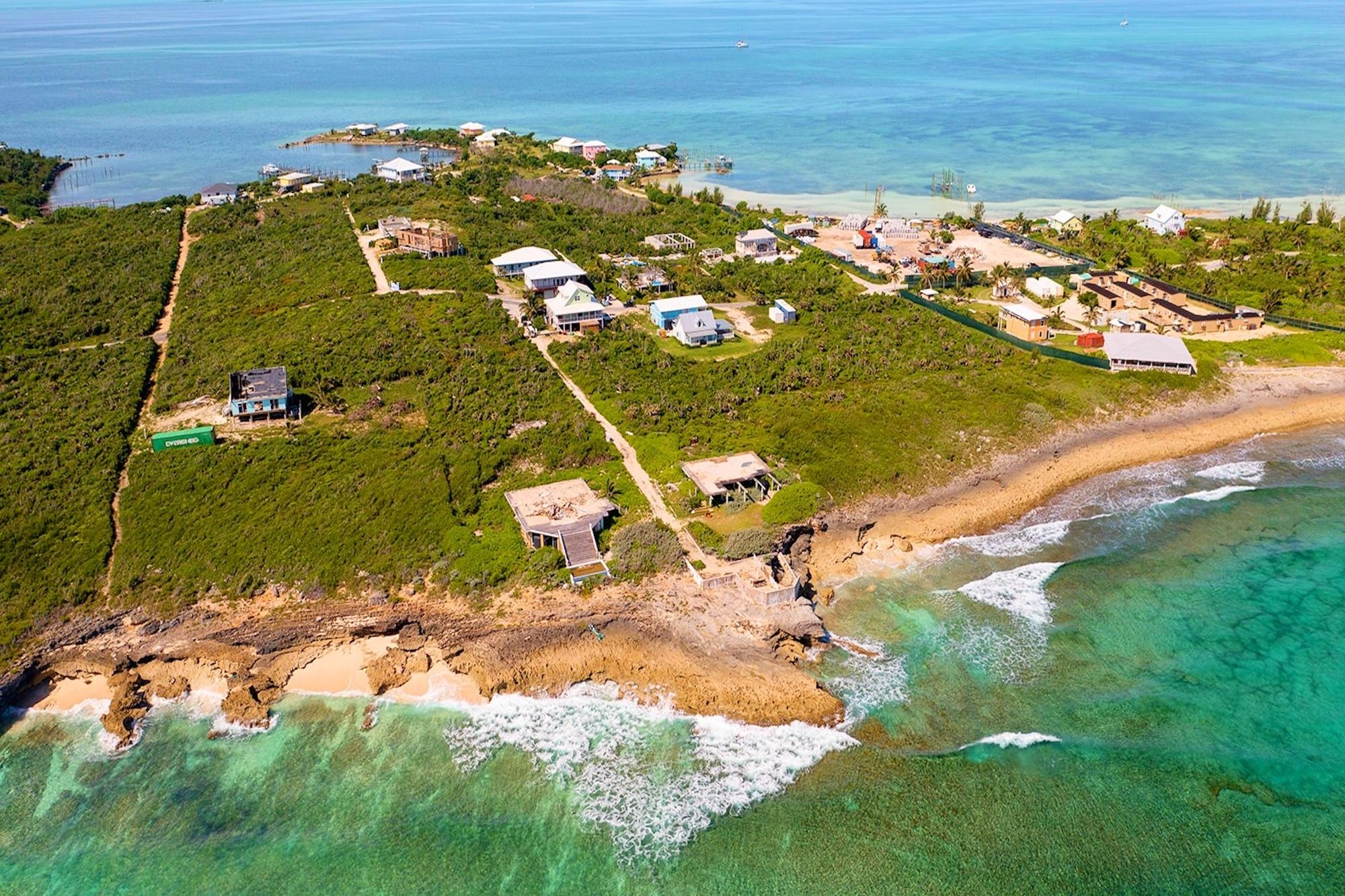 GUANA BREEZES OCEANFRONT