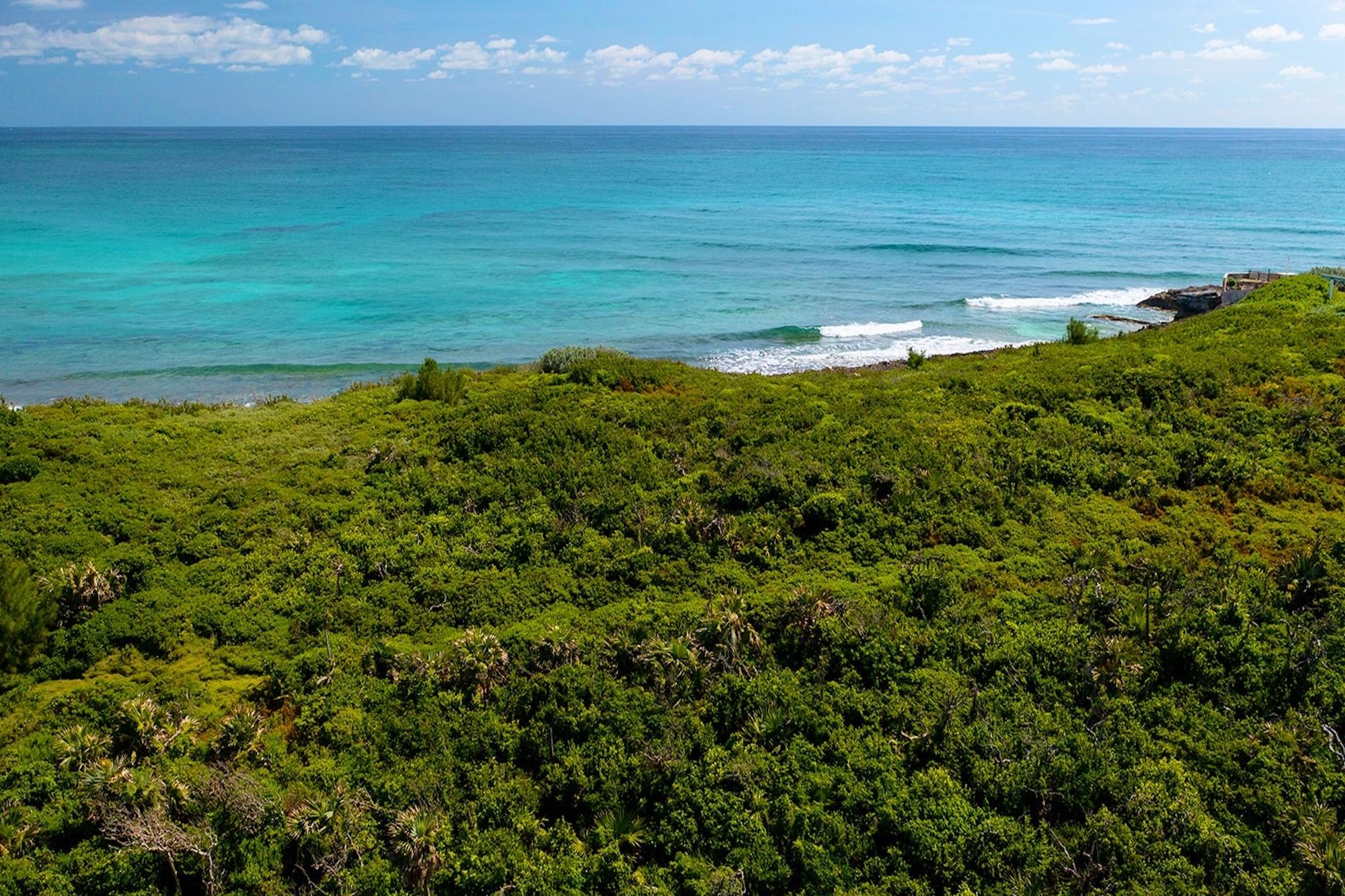 GUANA BREEZES OCEANFRONT