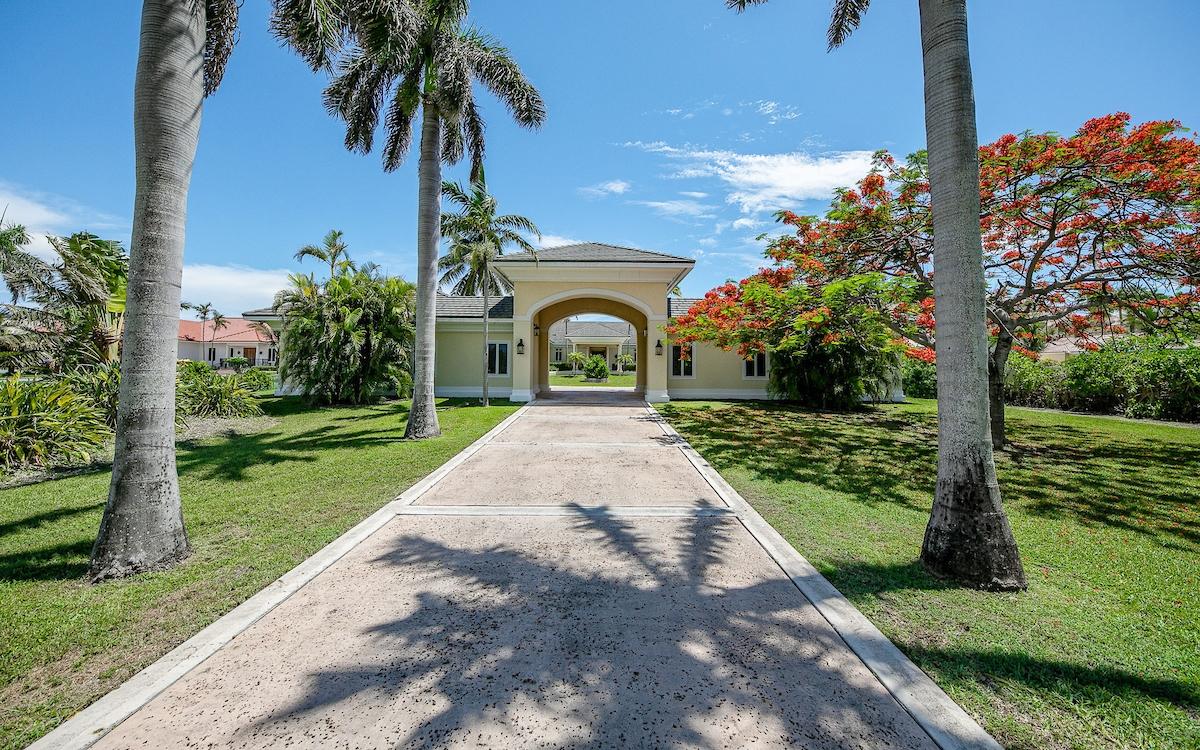 PRINCESS ISLE ESTATE HOME