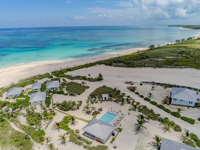 THE BEACH BUNGALOWS