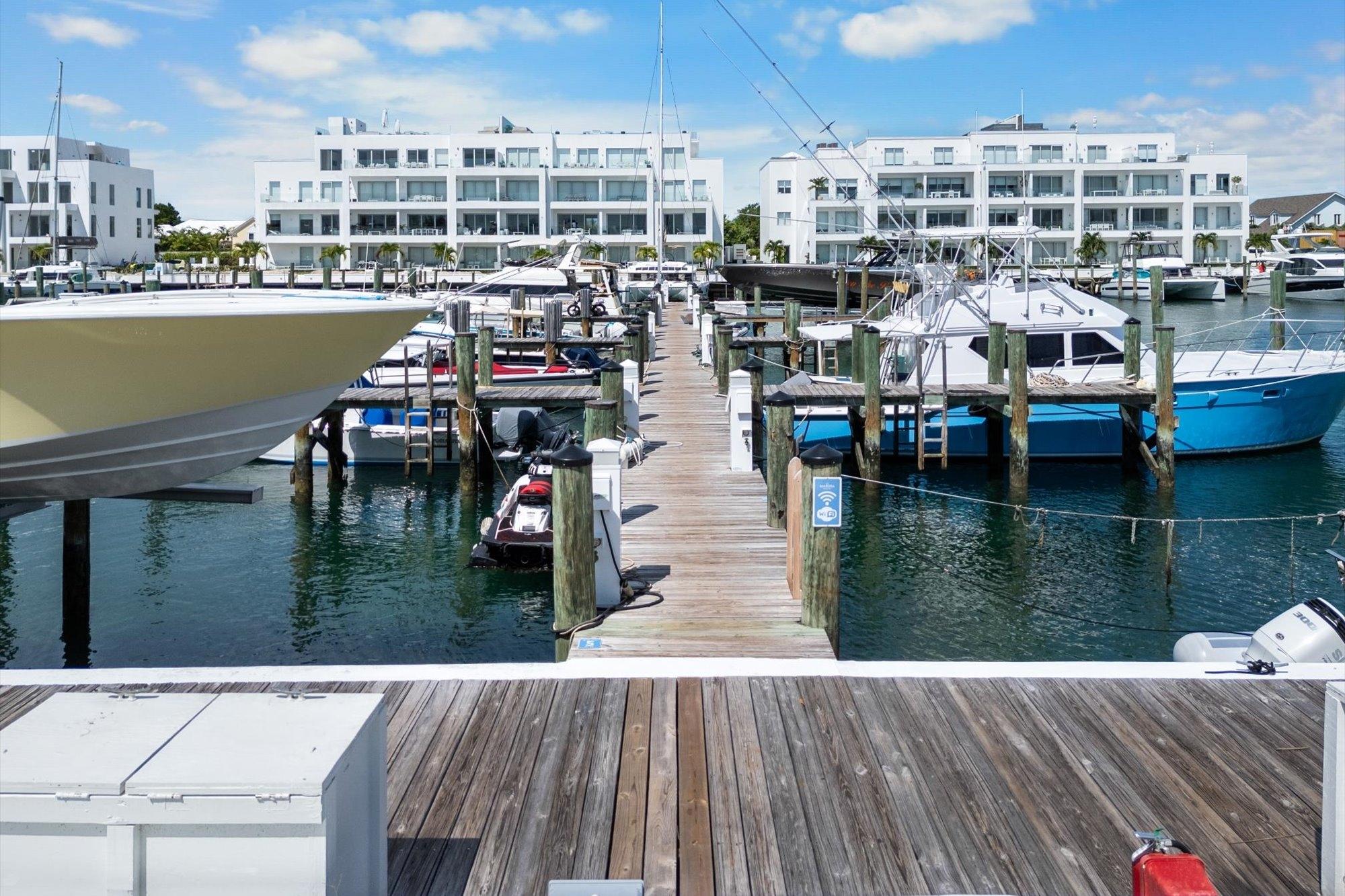 Starfish Isle + Dock