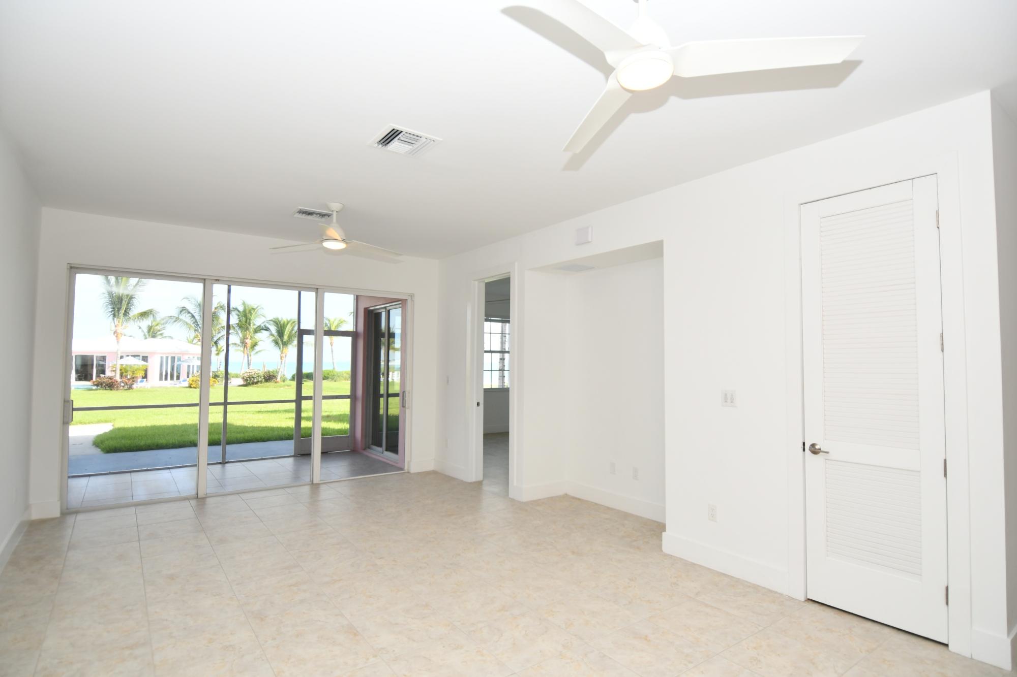 BAHAMA BEACH #2075