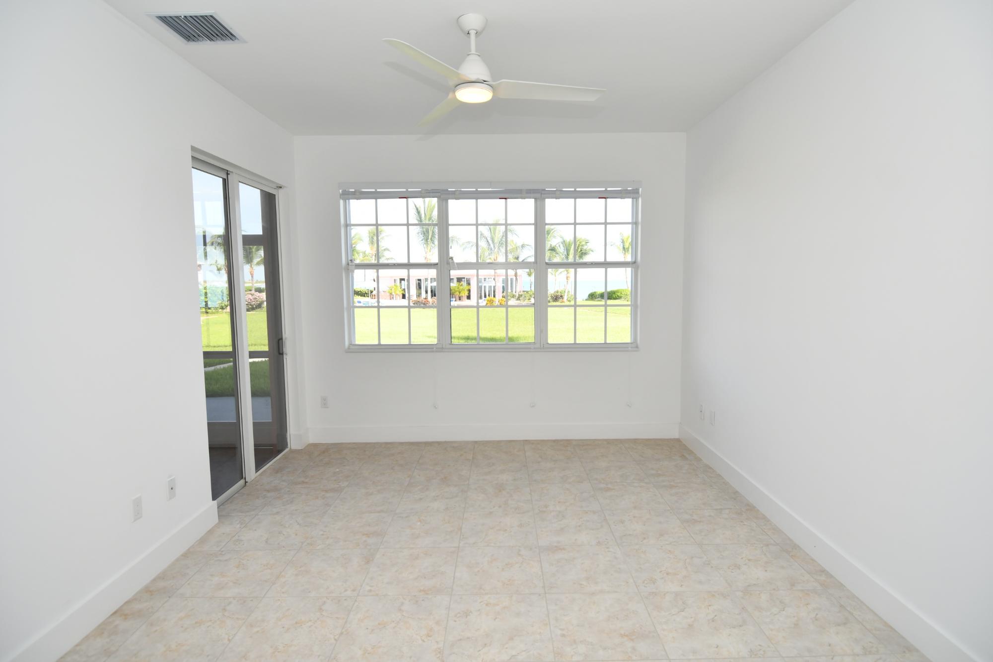 BAHAMA BEACH #2075