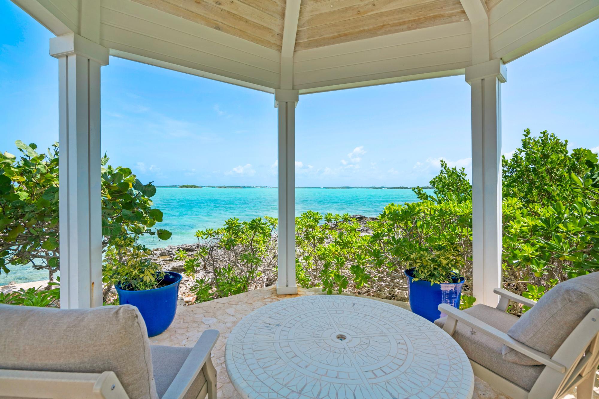 PINK CORAL POINT, EXUMA