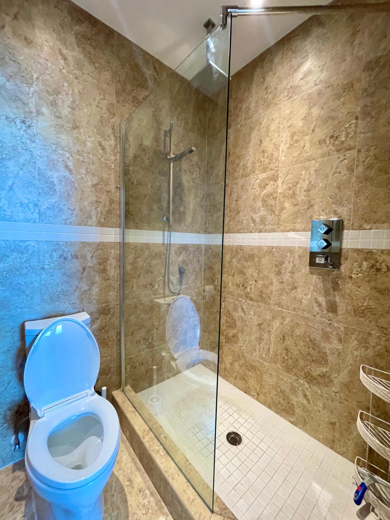 LUCAYA GARDENS CONDO
