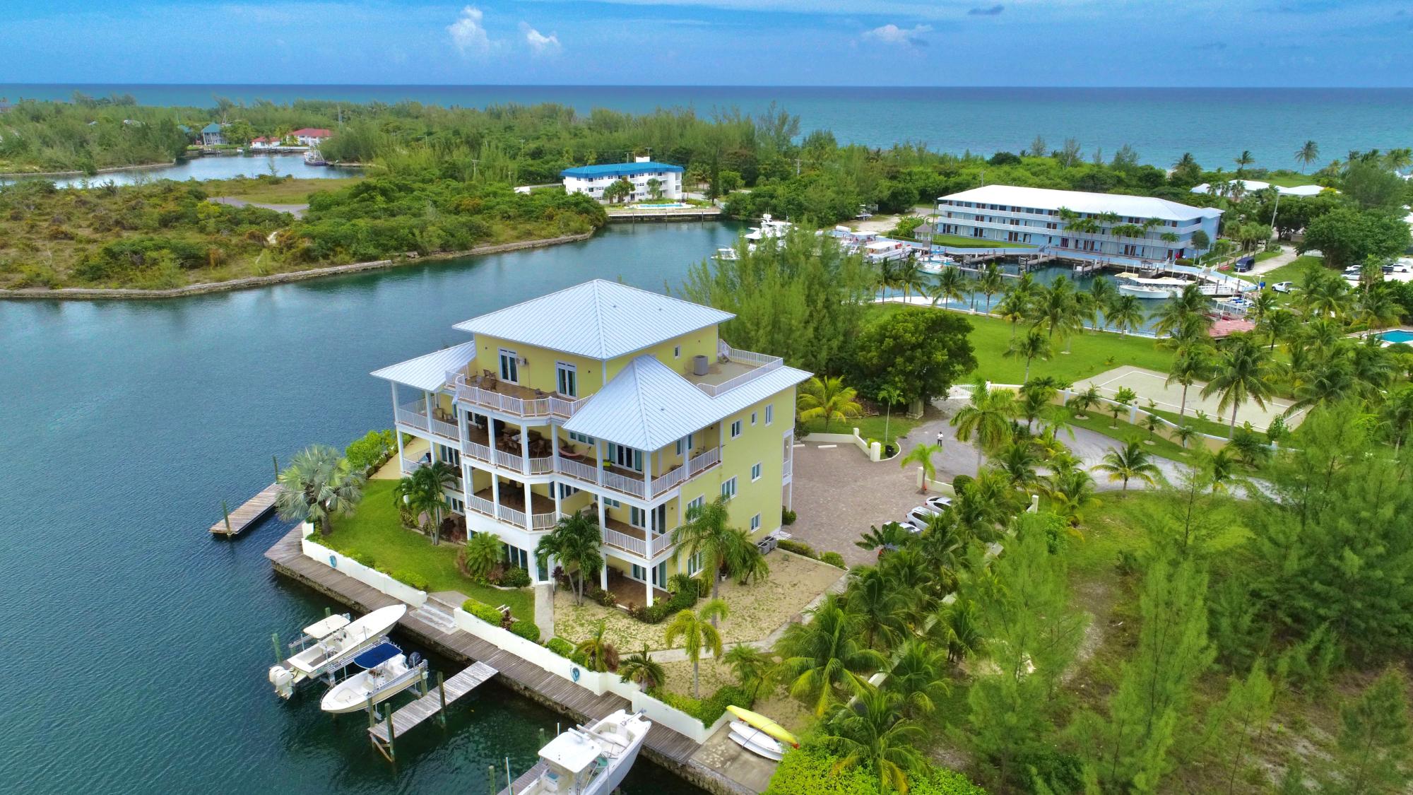 LUCAYA GARDENS CONDO