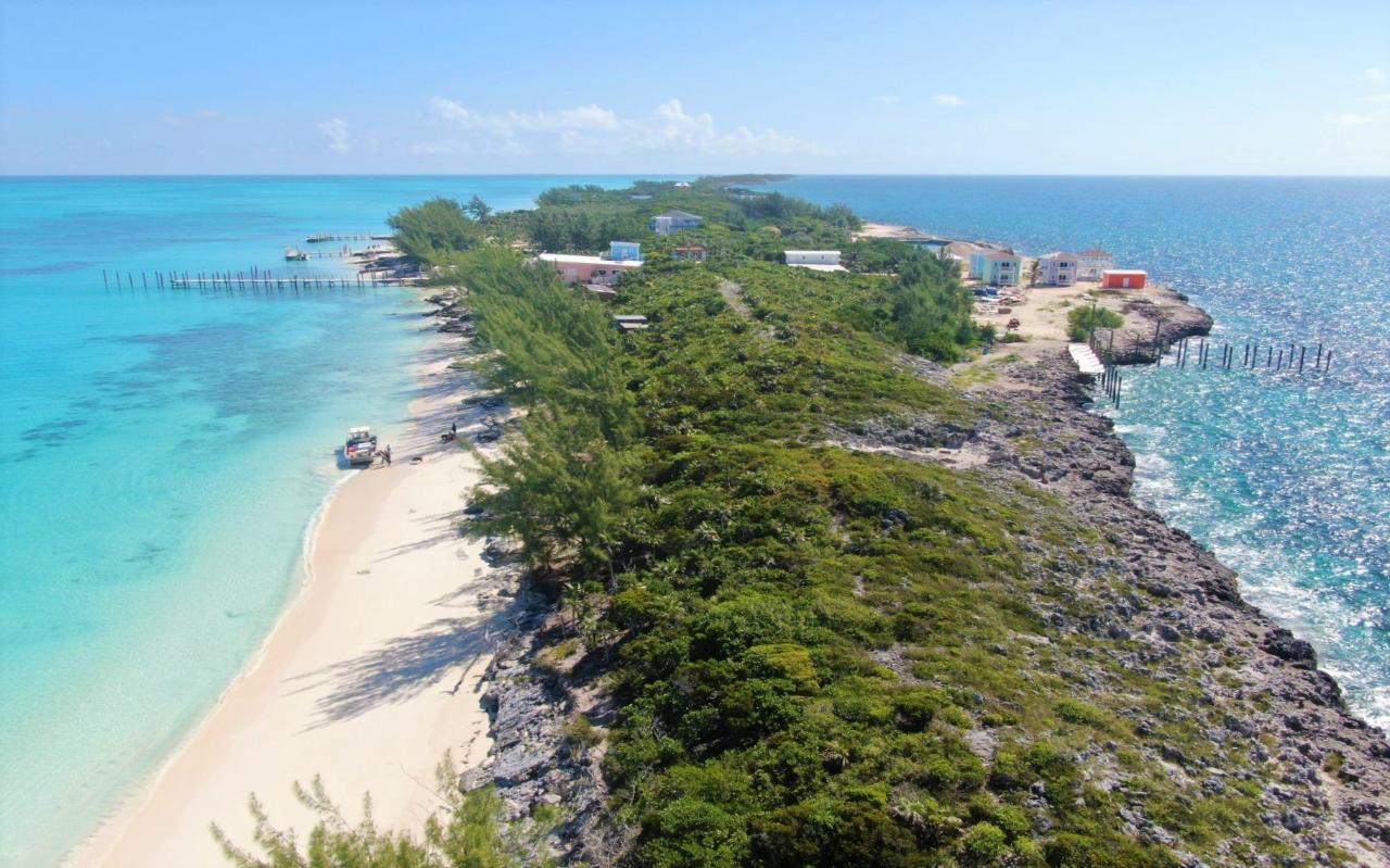 ISLAND ADVENTURES TRACT