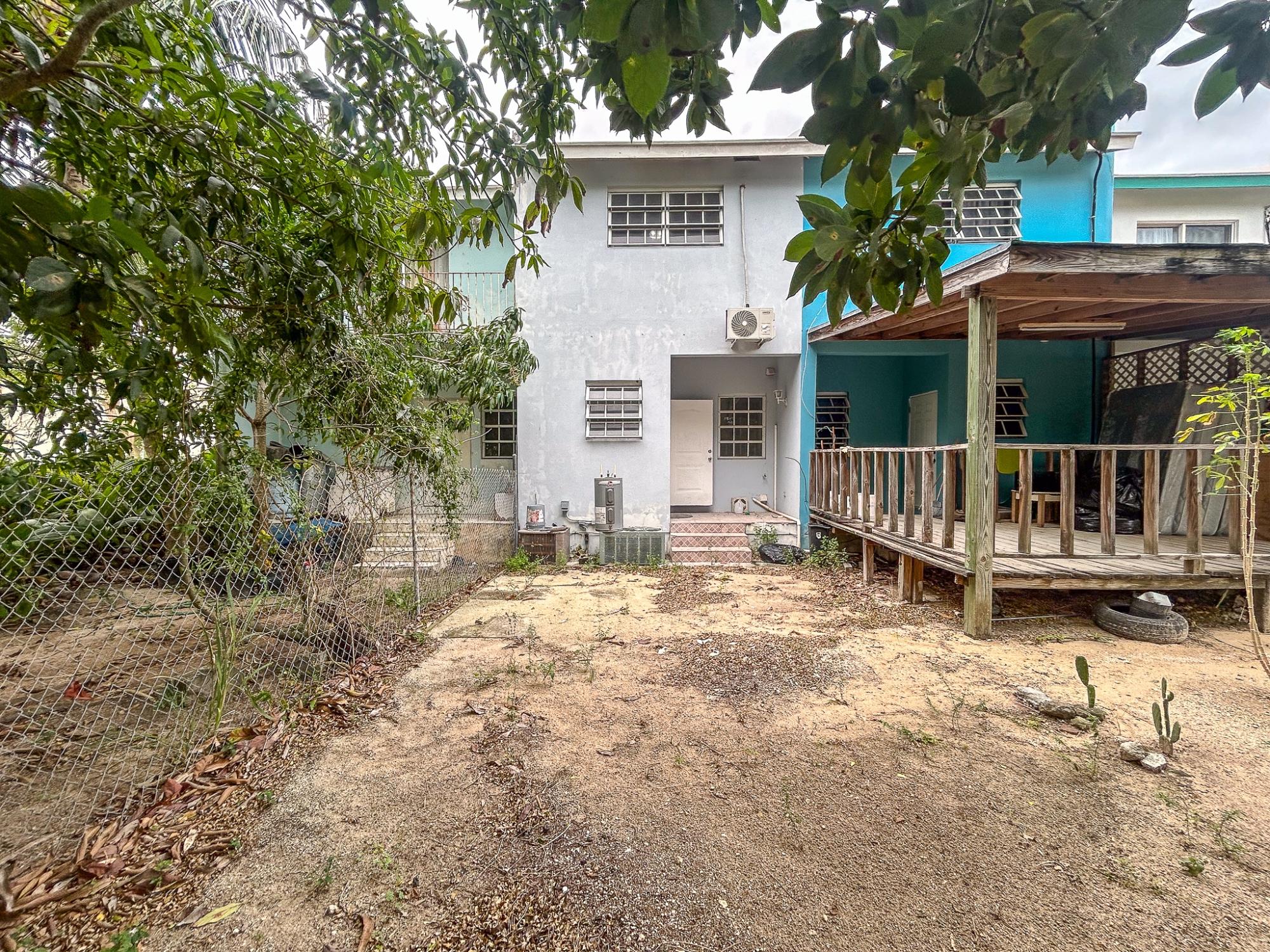 MANDINGO ALLEY, FOX HILL