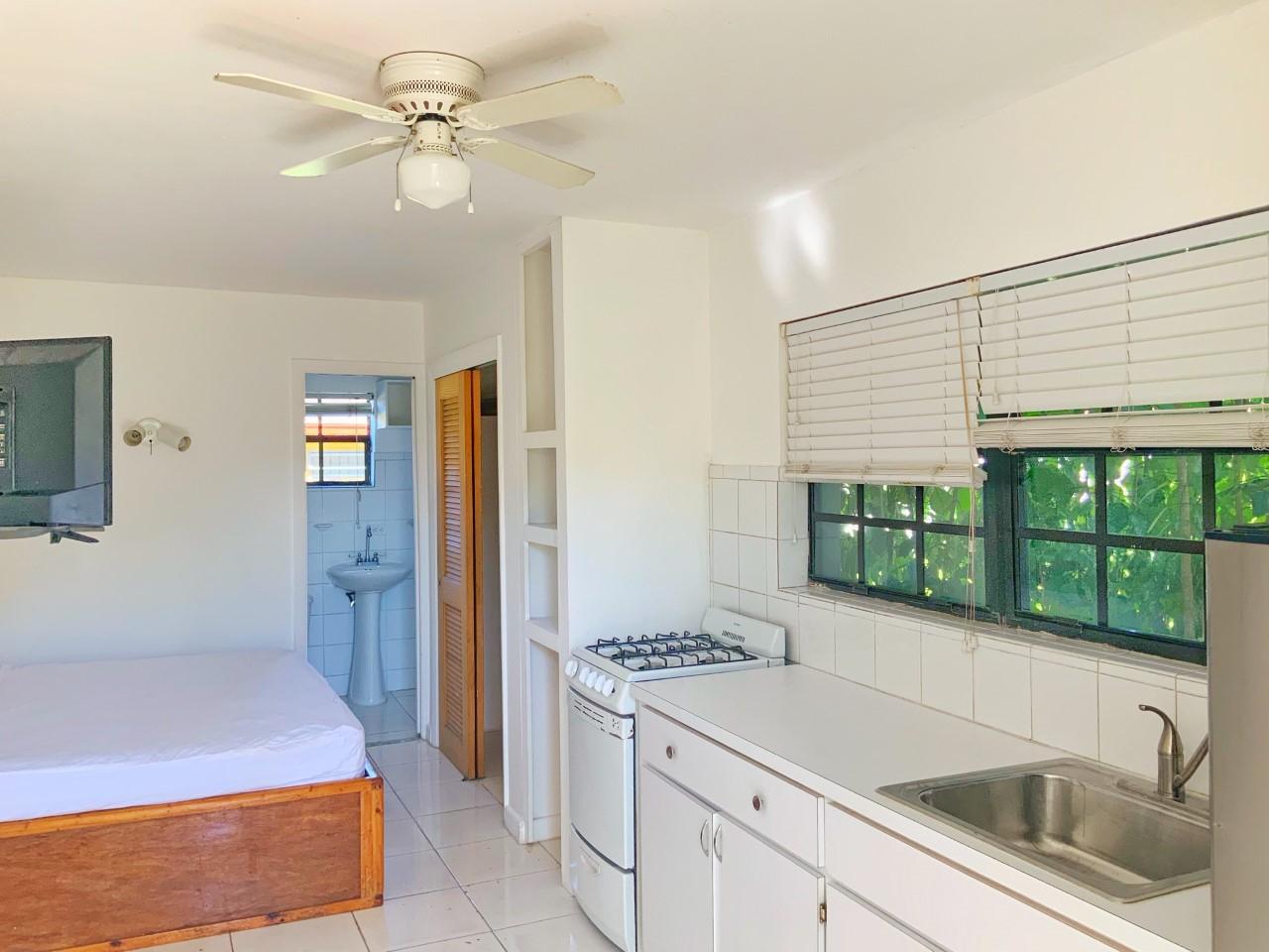 Sixplex Apartment