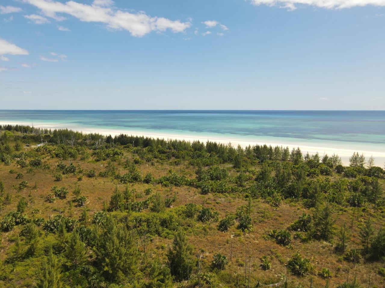 10 ACRES BEACHFRONT