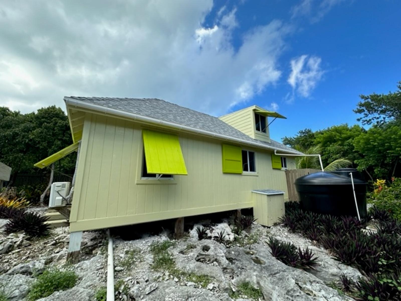 ELEUTHERA ISLAND SHORES