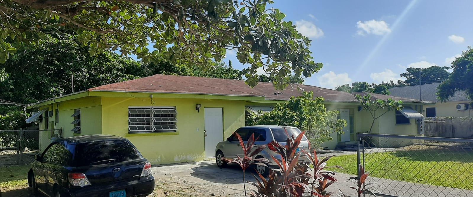 SANDILANDS VILL TRIPLEX