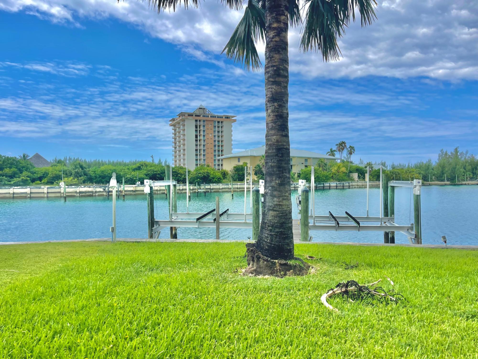 ISLAND BAY CONDOMINIUMS